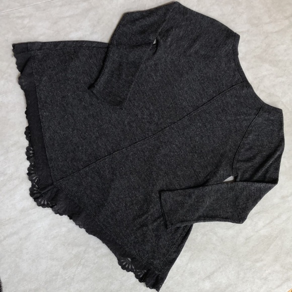 Hollister Dark Gray Long-Sleeve Scalloped Edge Shirt Top Size S - Picture 2 of 8